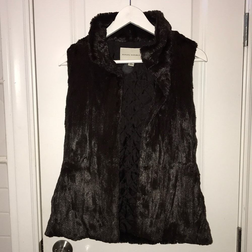 Banana Republic faux fur vest